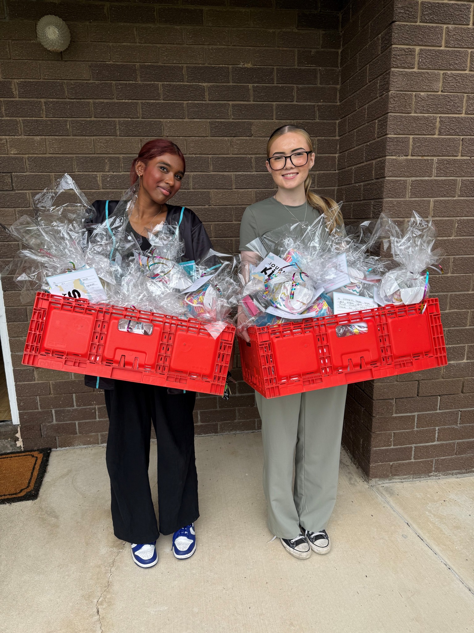 two volunteers from Hannah's House